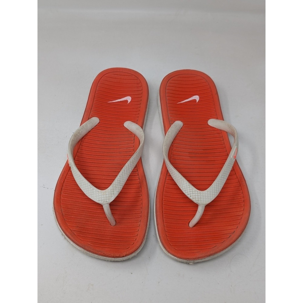 Nike Solarsoft Women's Thong 2 Flip Flop Sandals Size 6 Orange White Athletic - Picture 2 of 6